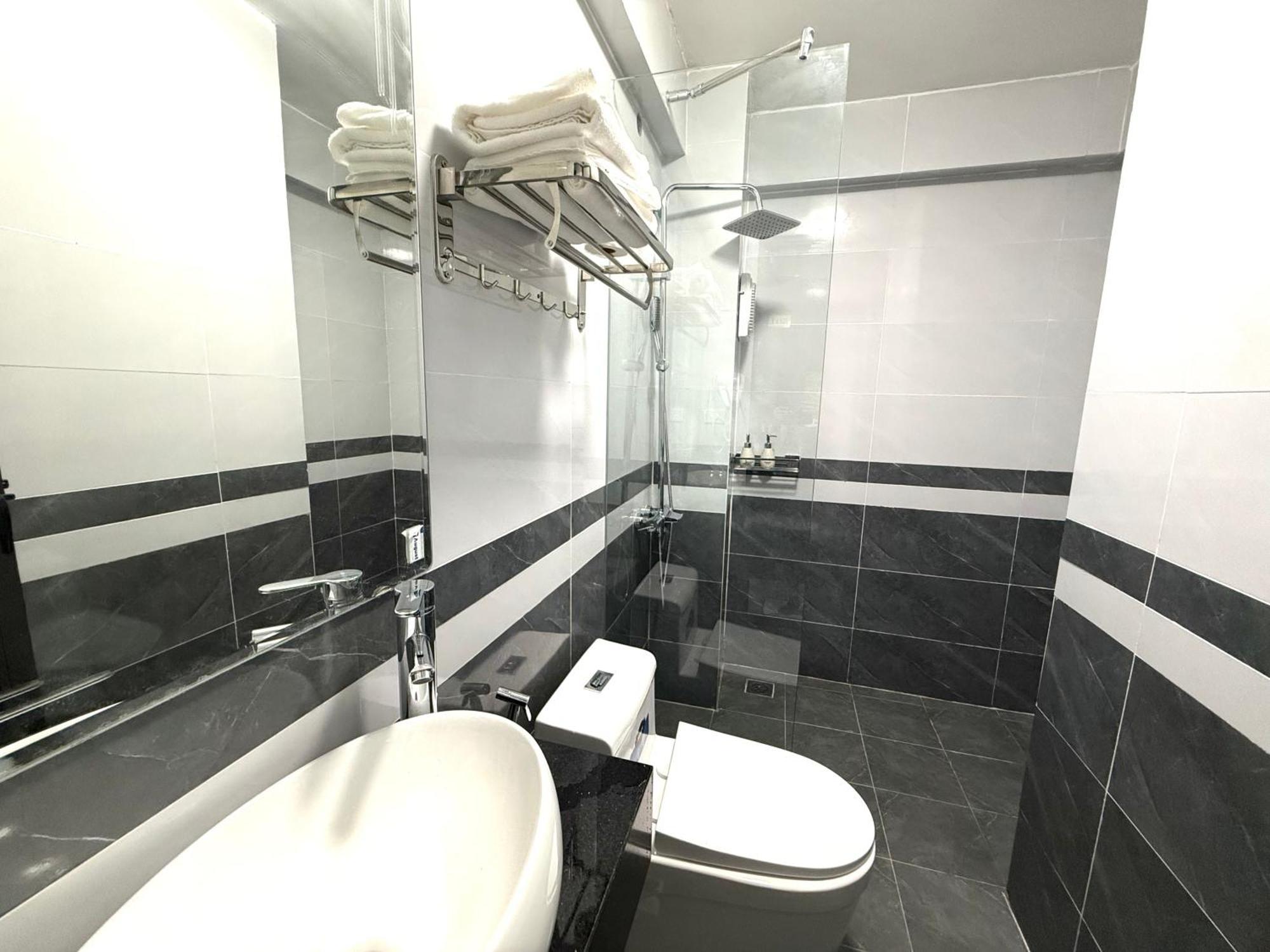 The Queen Hotel & Spa 2 Ανόι Εξωτερικό φωτογραφία